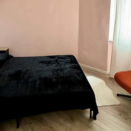 Guesthost - Jolie Maison In Lingotto Apartament